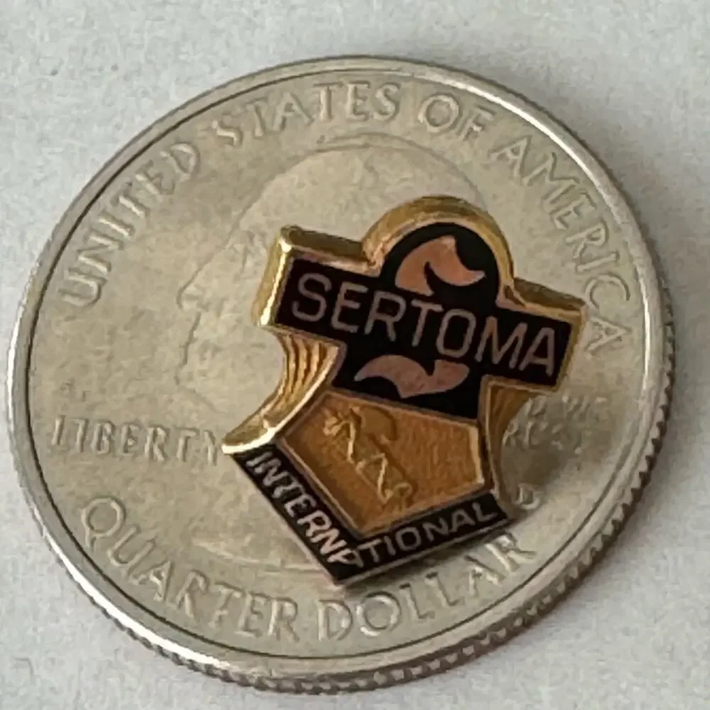Signed Sertoma International Gold Tone Vintage Lapel Pin Tie Tac Screw Back